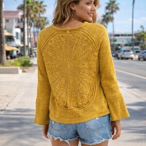 Tribal Mustard Bell Sleeves Cotton Silk Blend Sweater Women’s Medium